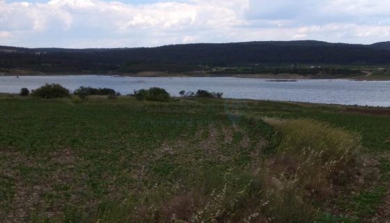 Mecidiye de 2272 metrekare Tek Tapu Baraj ve Tuz gölü Manzaralı